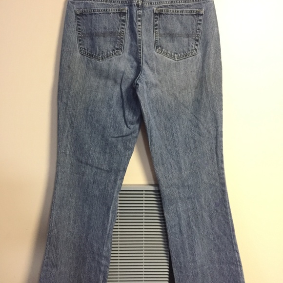 TOMMY HILFIGER BLUE BOYFRIEND JEANS, SIZE 6 - Picture 7 of 8